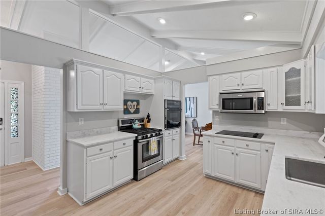 3406 Evergreen Circle, Jeffersonville, IN 47130