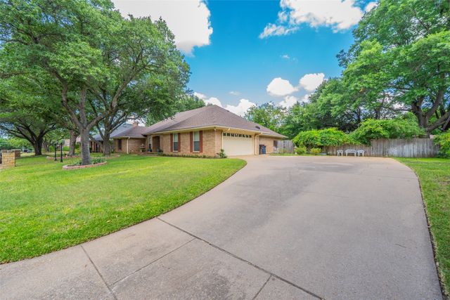 7013 Battle Creek Road, Fort Worth, TX 76116