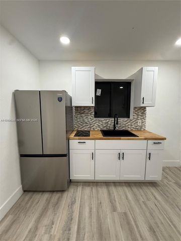 5413 SW 23rd St 3, West Park, FL 33023