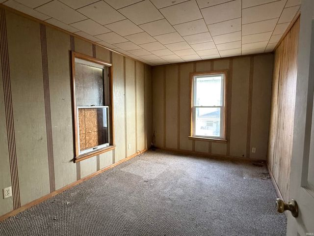 215 W 7th Street, Marion, IN 46952