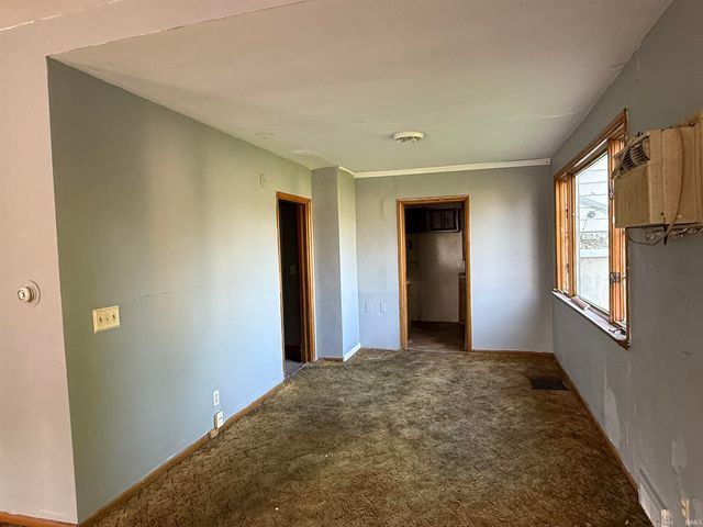 215 W 7th Street, Marion, IN 46952