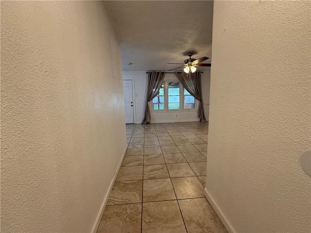 1310 E Fordyce Ave, Kingsville, TX 78363