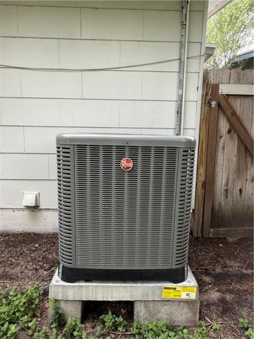 1310 E Fordyce Ave, Kingsville, TX 78363