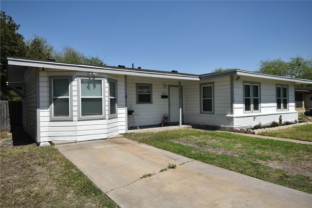 1310 E Fordyce Ave, Kingsville, TX 78363