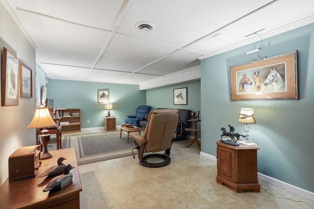 2830 28th Street, Rock Island, IL 61201