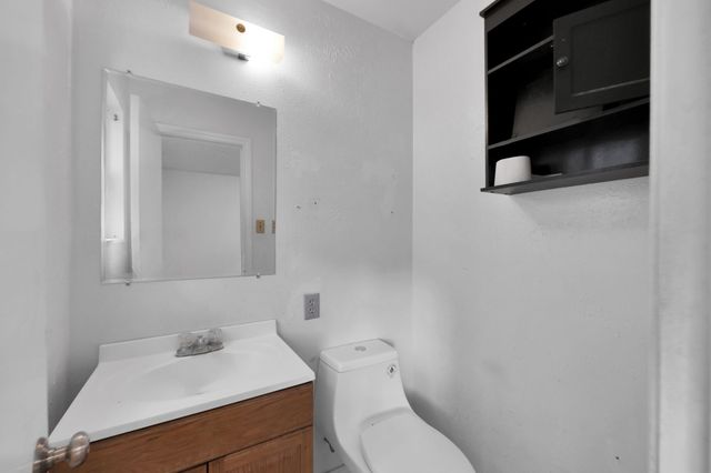 2213 Meadow Lark, Irving, TX 75060