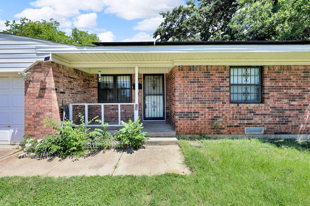 2213 Meadow Lark, Irving, TX 75060