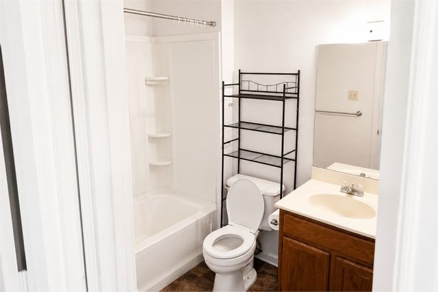 1411 Courtney Place, Cleburne, TX 76033