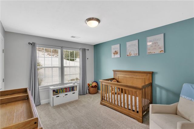 143 Sweetwater Dr, Sewickley Hills Boro, PA 15143