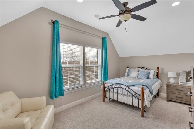 143 Sweetwater Dr, Sewickley Hills Boro, PA 15143