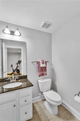 143 Sweetwater Dr, Sewickley Hills Boro, PA 15143