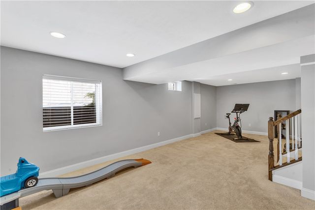 143 Sweetwater Dr, Sewickley Hills Boro, PA 15143