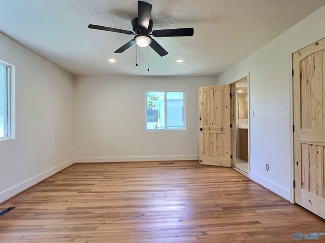 866 S 5th Street, Gadsden, AL 35901