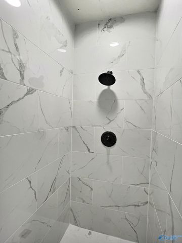 866 S 5th Street, Gadsden, AL 35901