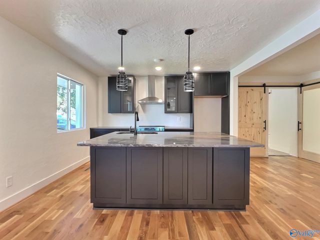 866 S 5th Street, Gadsden, AL 35901