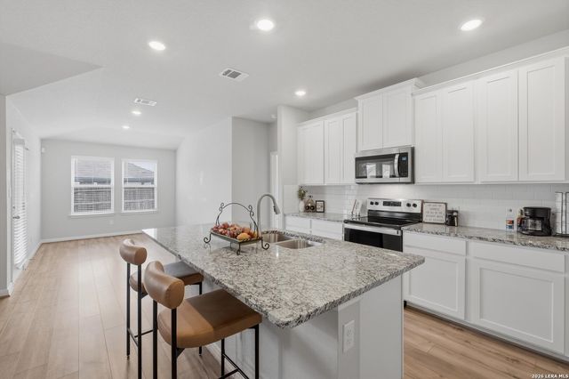 3000 Toscana Way, Schertz, TX 78154