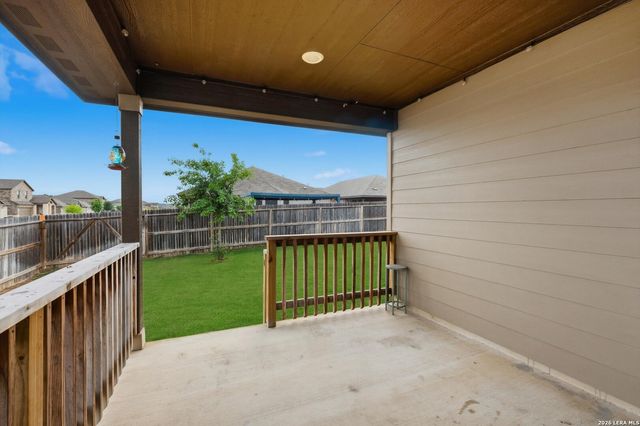 3000 Toscana Way, Schertz, TX 78154