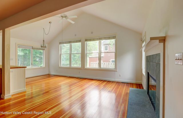 48 Mountainview Avenue, Woodstock, NY 12498