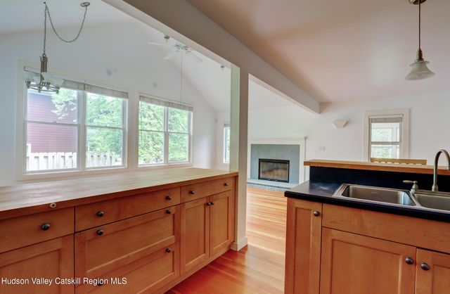 48 Mountainview Avenue, Woodstock, NY 12498