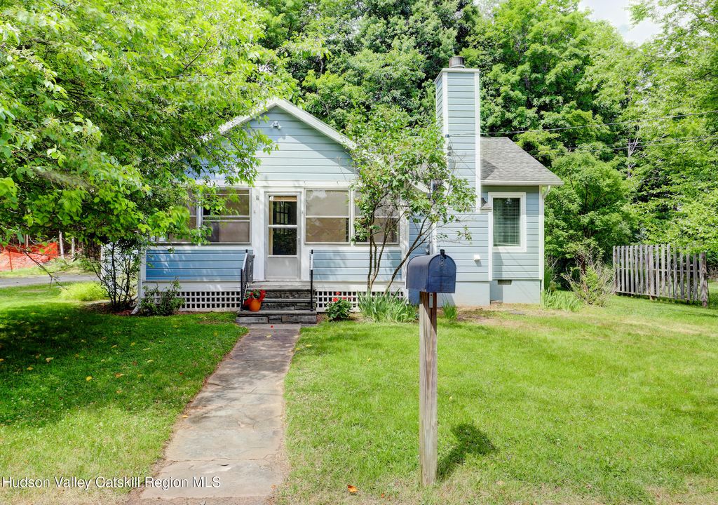 48 Mountainview Avenue, Woodstock, NY 12498