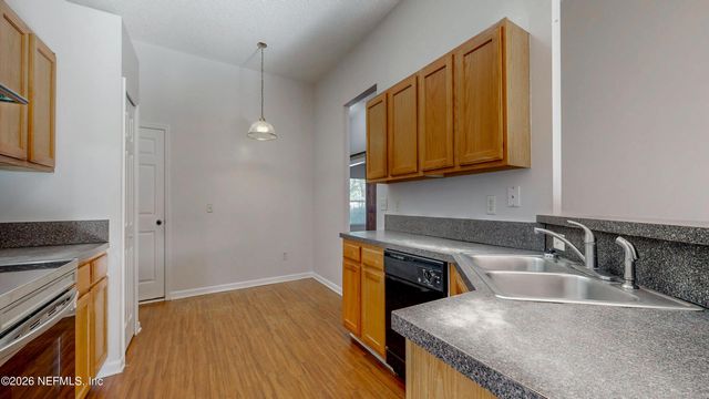 9318 DANIELS MILL Drive, Jacksonville, FL 32244