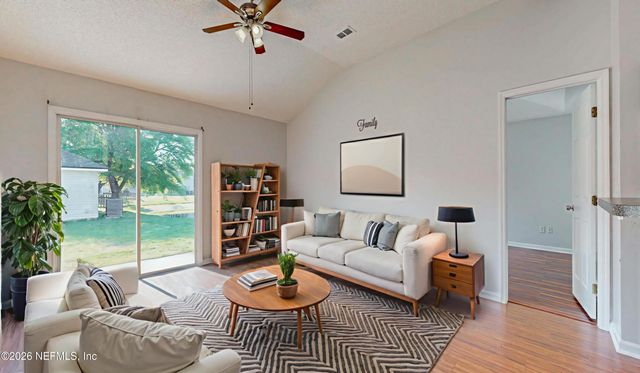 9318 DANIELS MILL Drive, Jacksonville, FL 32244