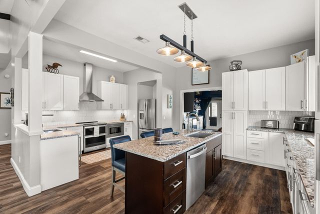 374 Wahoo Road, Panama City Beach, FL 32408