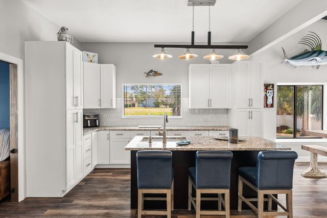 374 Wahoo Road, Panama City Beach, FL 32408