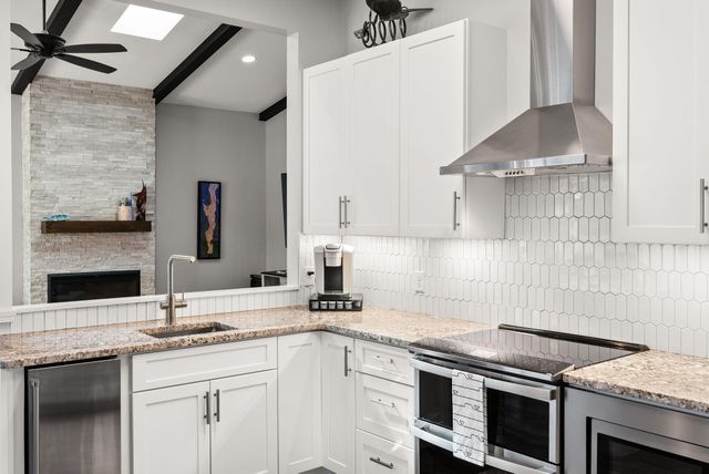 374 Wahoo Road, Panama City Beach, FL 32408