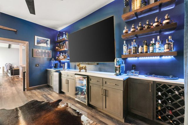 374 Wahoo Road, Panama City Beach, FL 32408