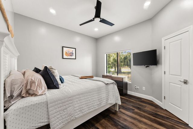 374 Wahoo Road, Panama City Beach, FL 32408