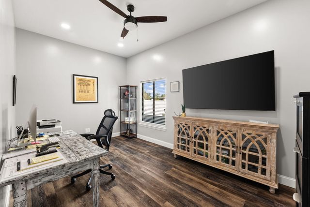 374 Wahoo Road, Panama City Beach, FL 32408