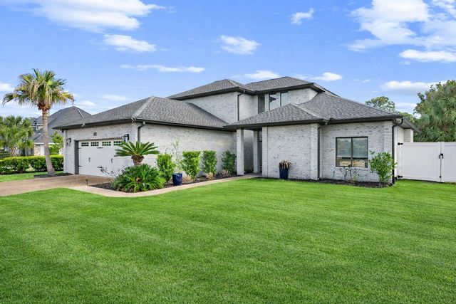 374 Wahoo Road, Panama City Beach, FL 32408