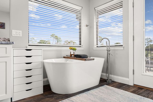 374 Wahoo Road, Panama City Beach, FL 32408