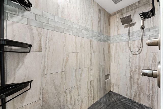 374 Wahoo Road, Panama City Beach, FL 32408