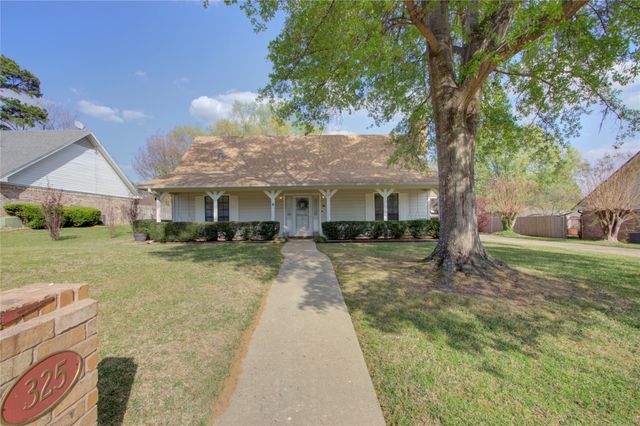 325 Loma Linda, Wake Village, TX 75501