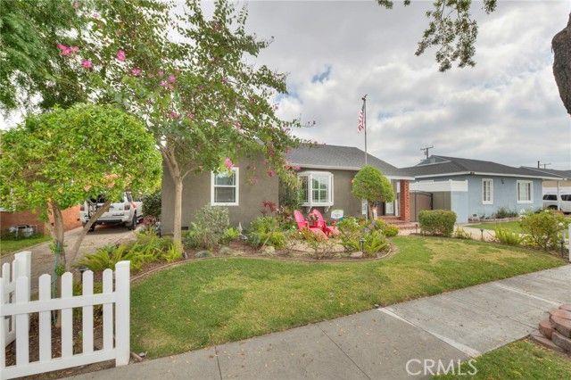 6034 Pepperwood, Lakewood, CA 90712