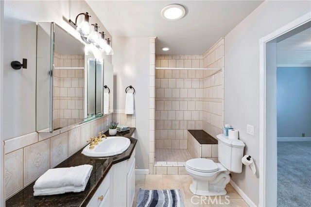 6034 Pepperwood, Lakewood, CA 90712