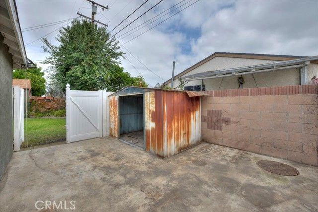 6034 Pepperwood, Lakewood, CA 90712