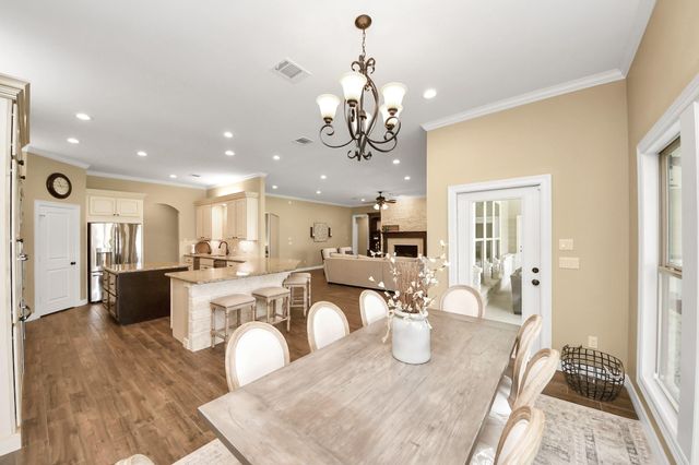 460 High Meadows Road, Bellville, TX 77418