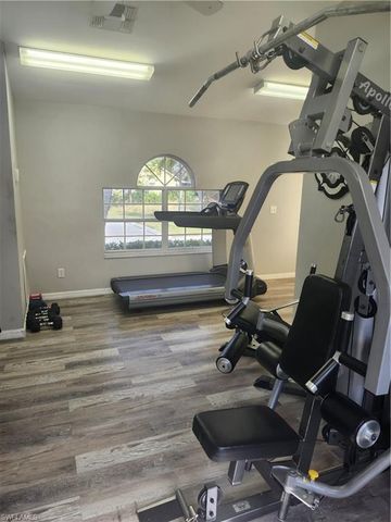 5441 Whitten DR # 108, Naples, FL 34104