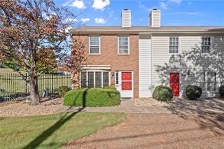 988 Old Holcomb Bridge Road, Roswell, GA 30076