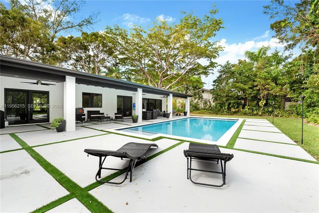 17203 SW 78th Pl, Palmetto Bay, FL 33157