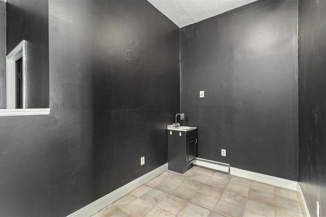 3010 E Apple Avenue, Muskegon, MI 49442