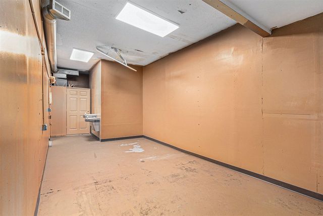 3010 E Apple Avenue, Muskegon, MI 49442