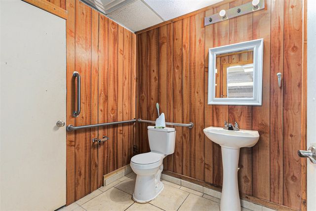 3010 E Apple Avenue, Muskegon, MI 49442