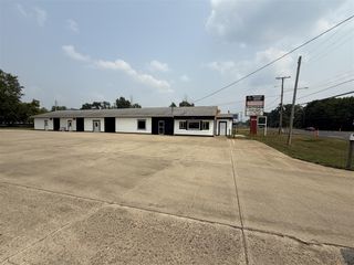 3010 E Apple Avenue, Muskegon, MI 49442