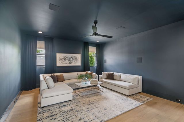 1807 Castleman Dr, Nashville, TN 37215