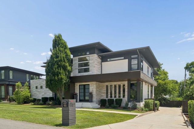 1807 Castleman Dr, Nashville, TN 37215