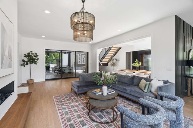 1807 Castleman Dr, Nashville, TN 37215